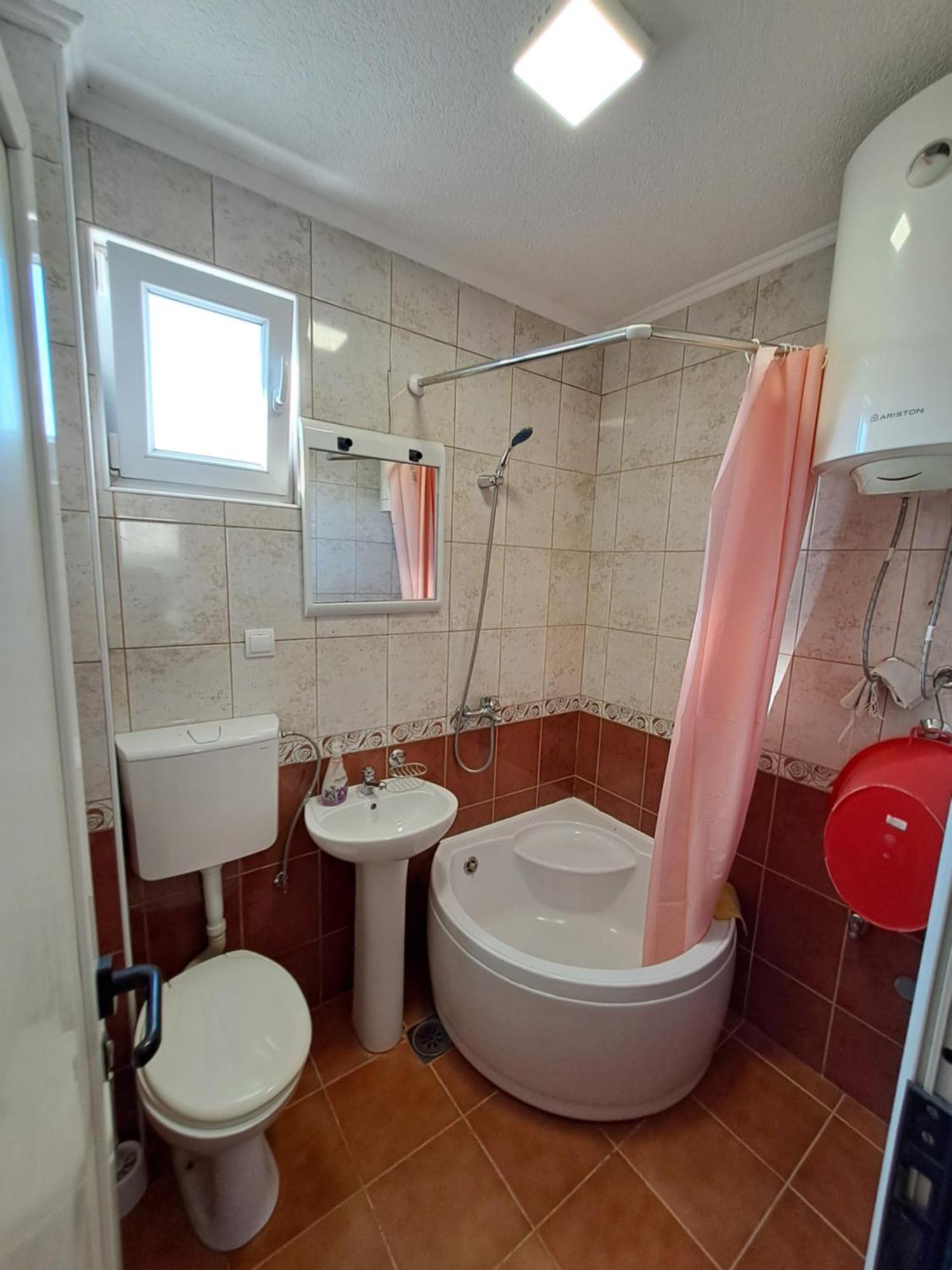 Apartmani Cavor Будва Екстериор снимка